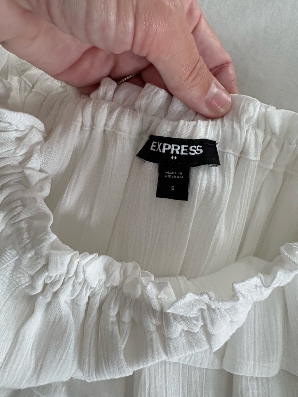 Express White Ruffled Off-Shoulder Top - Picture 2 of 2